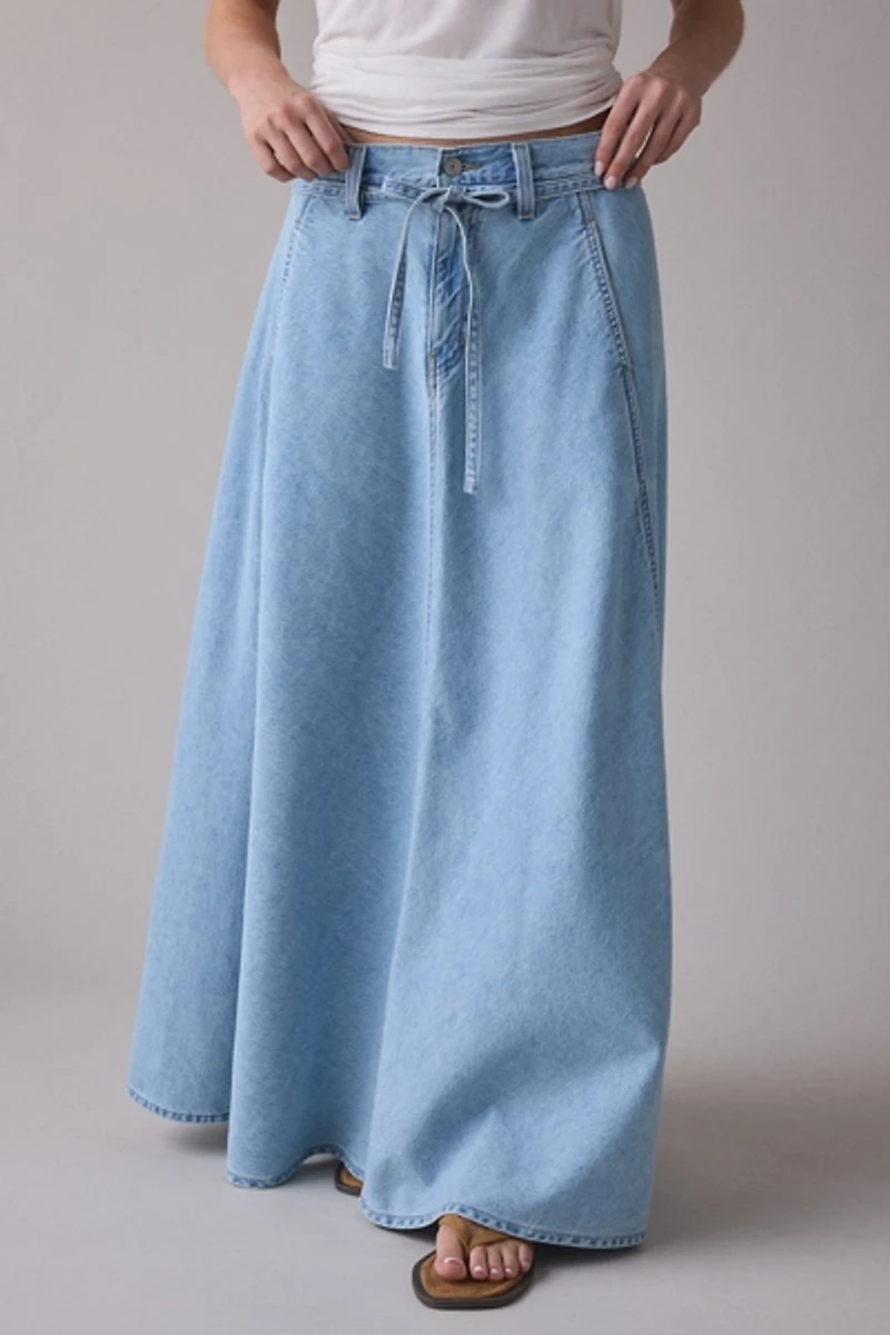 Levi’s® XL Mid-Rise Denim Maxi Skirt