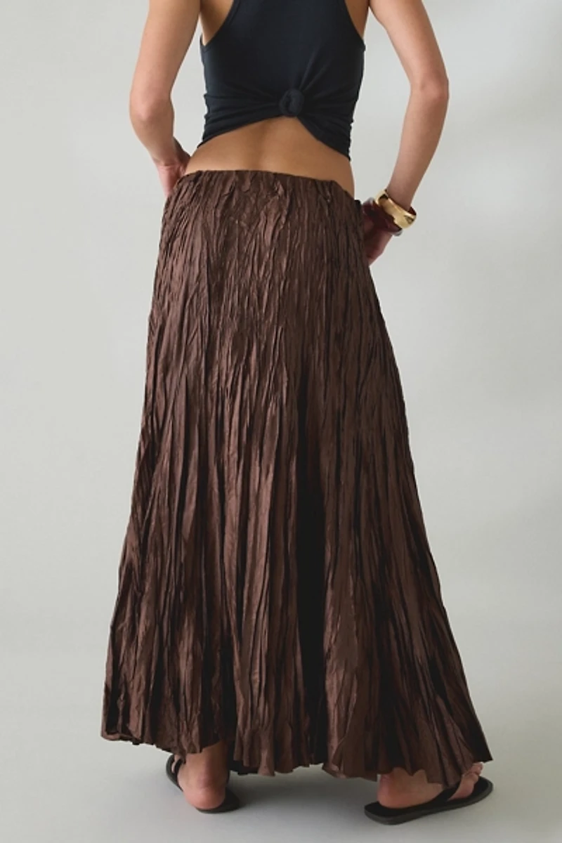 Kimchi Blue Whirlpool Crinkle Low-Rise Maxi Skirt