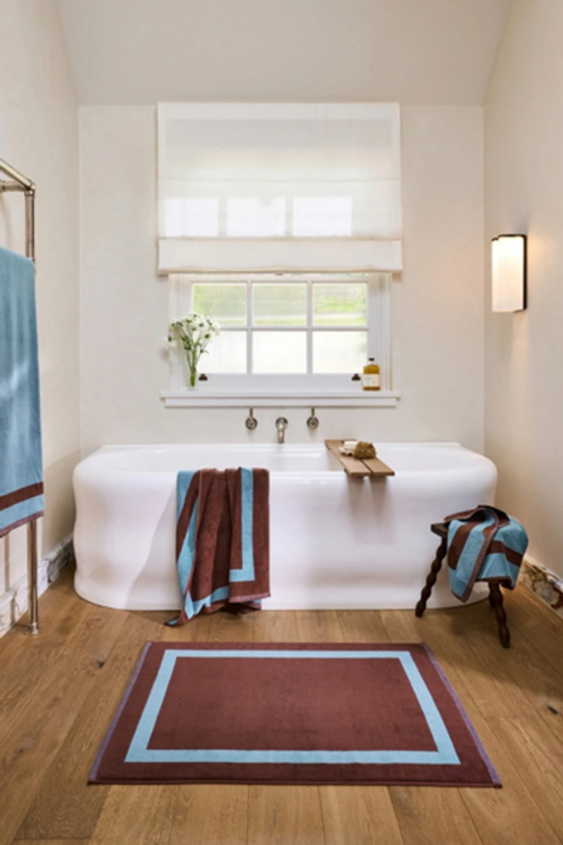 Bed Threads Two-Toned Bath Sheet