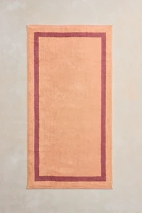 Bed Threads Two-Toned Bath Towel