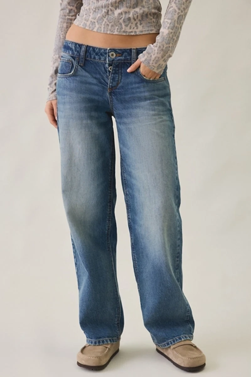 BDG Alto Ultimate Low-Rise Straight Jeans