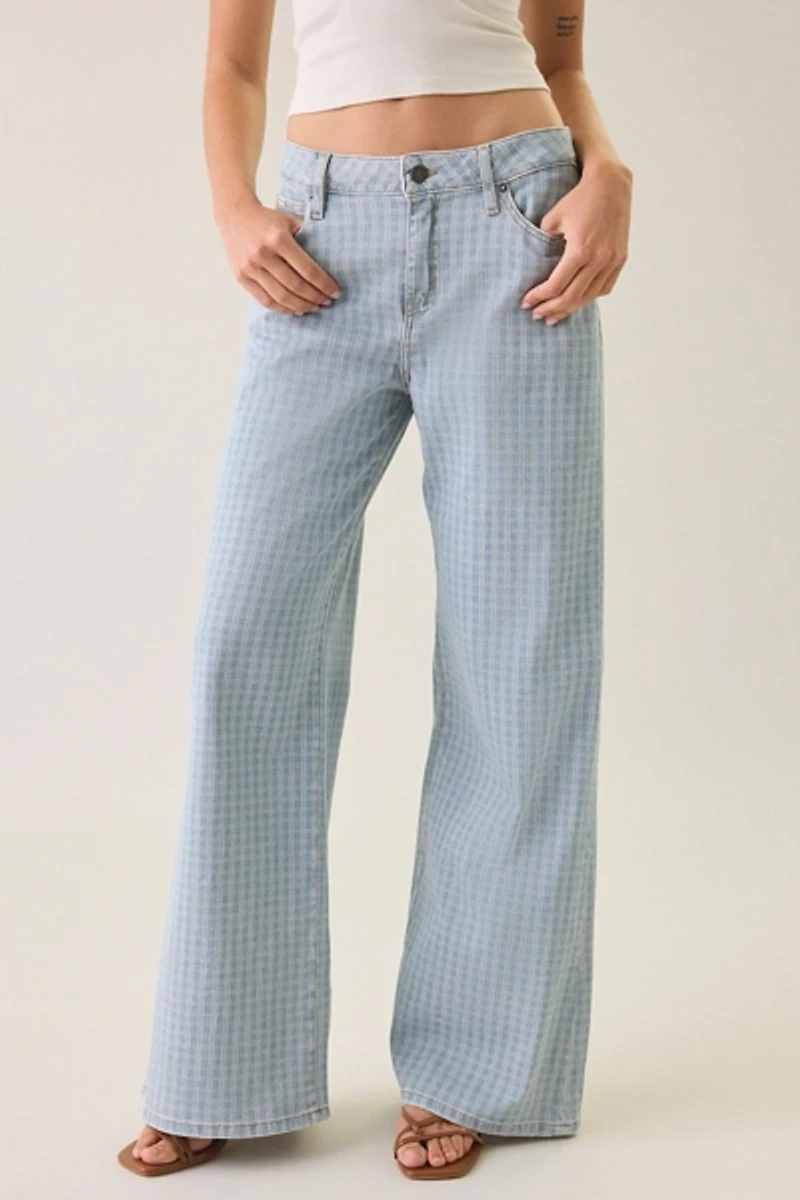 GUESS Jeans G13 Low-Rise Extra Wide Leg