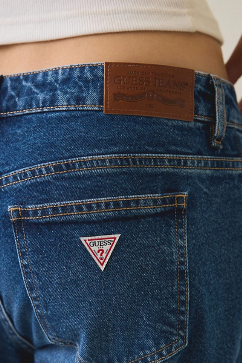 GUESS Jeans G09 Mid-Rise Bootcut