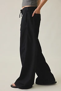 GUESS Jeans Twisted Seam Low-Rise Baggy Jogger