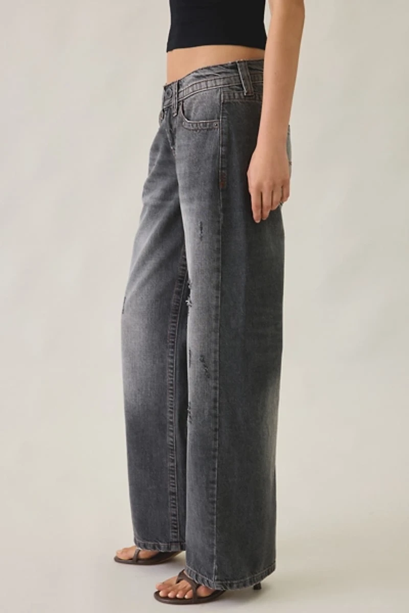 BDG Kayla Utility Belted Low-Rise Jeans