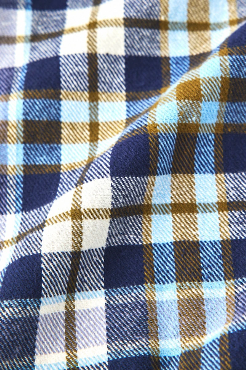 BDG Relaxed Plaid Flannel Shirt