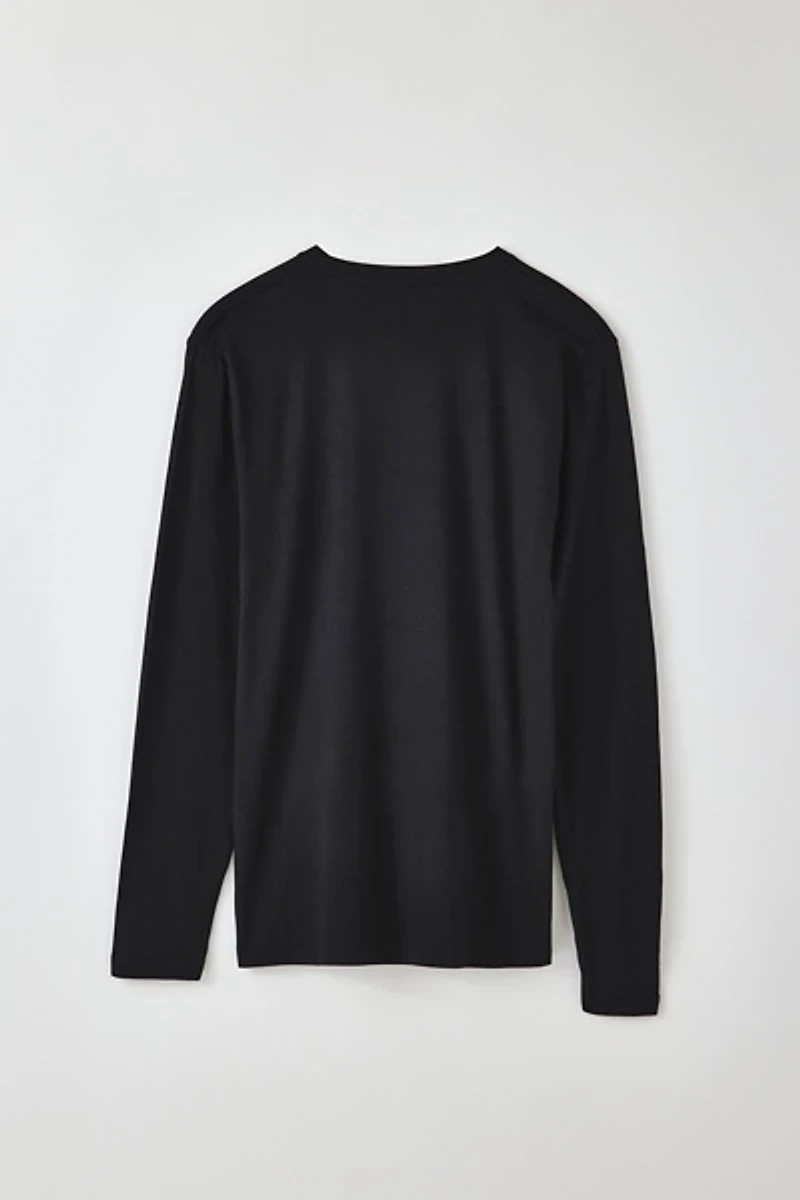 Mitchell & Ness NCAA University Of Iowa Arch Graphic Long Sleeve Tee