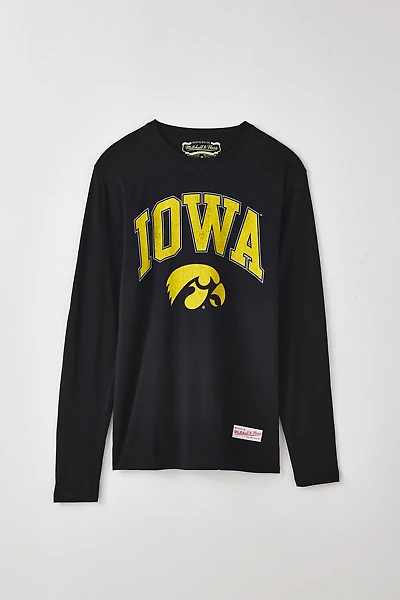 Mitchell & Ness NCAA University Of Iowa Arch Graphic Long Sleeve Tee