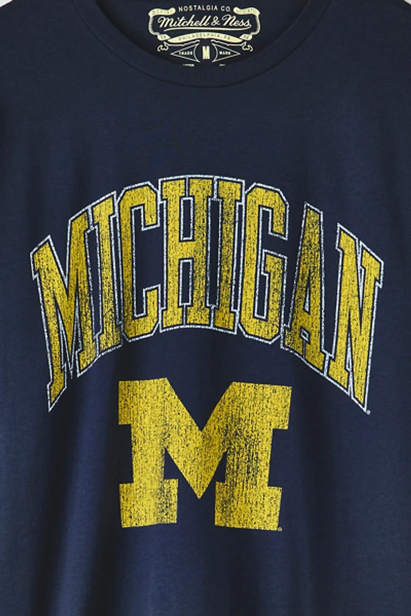 Mitchell & Ness NCAA University Of Michigan Arch Logo Long Sleeve Tee