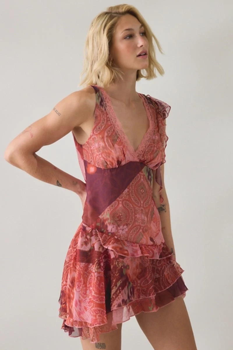 Kimchi Blue Jenni Asymmetric Ruffle Lace Trim Mini Dress
