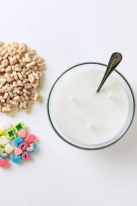 Southlake Gifts Lucky Charms Cereal Candle 2.0