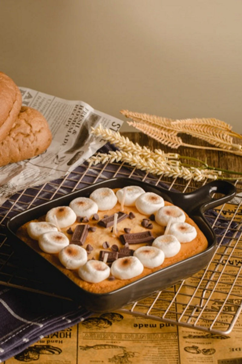 Southlake Gifts Skillet S'more Chocolate And Marshmallow Candle