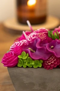 Southlake Gifts Floral Fusion Flower Arrangement Candle