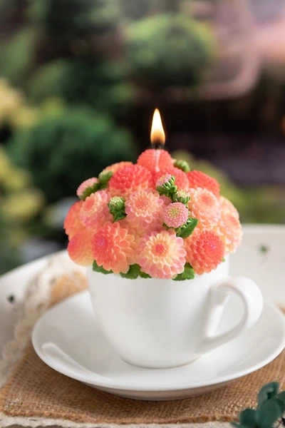 Southlake Gifts Dahlia Flower Teacup Candle