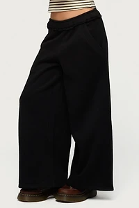 Edikted Petite Kori Oversized Sweatpants