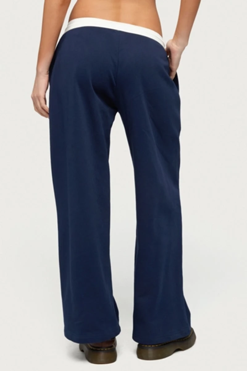 Edikted Petite Brookie Sweatpants