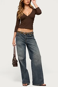 Edikted Cassisy Quarter Sleeve Wide V Neck Top