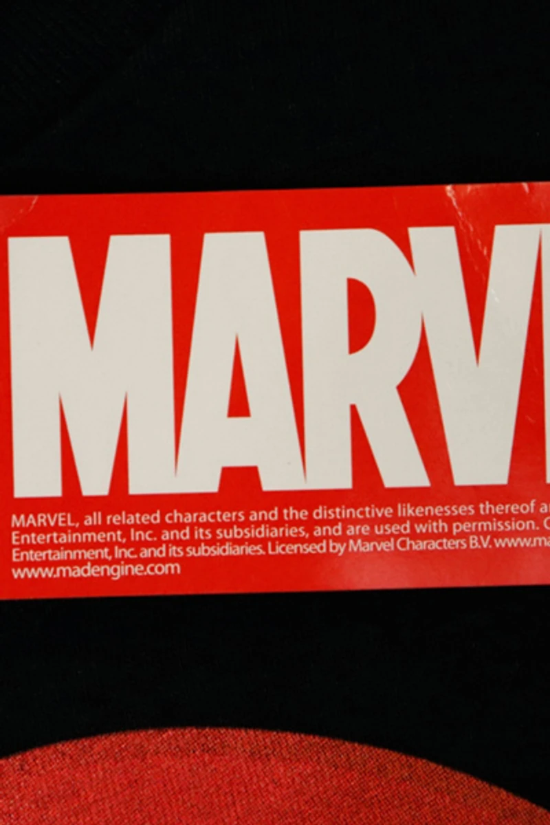 Vintage 2010 Marvel Mad Engine Captain America Shield Graphic T-Shirt