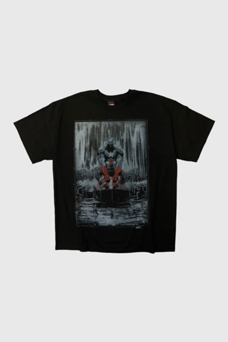 Vintage 2012 Marvel Mad Engine Captain America Graphic T-Shirt 001