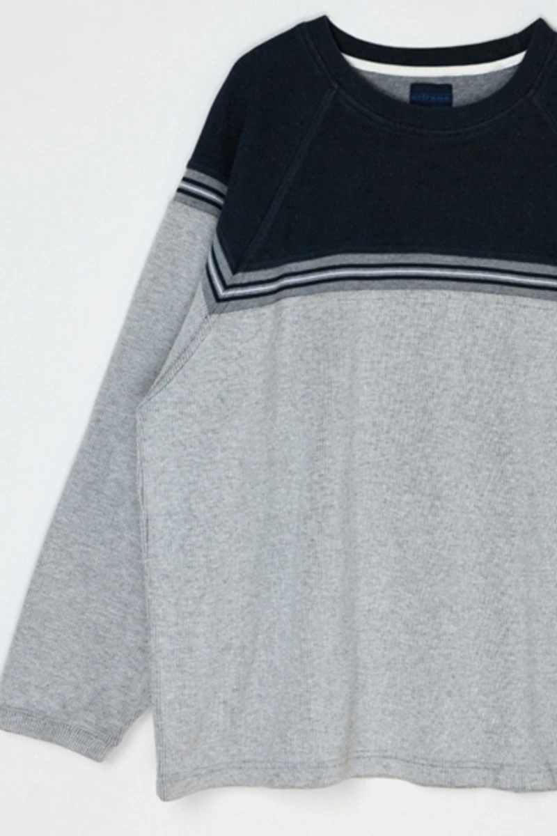 Vintage Y2k Navy & Grey Striped Sweatshirt