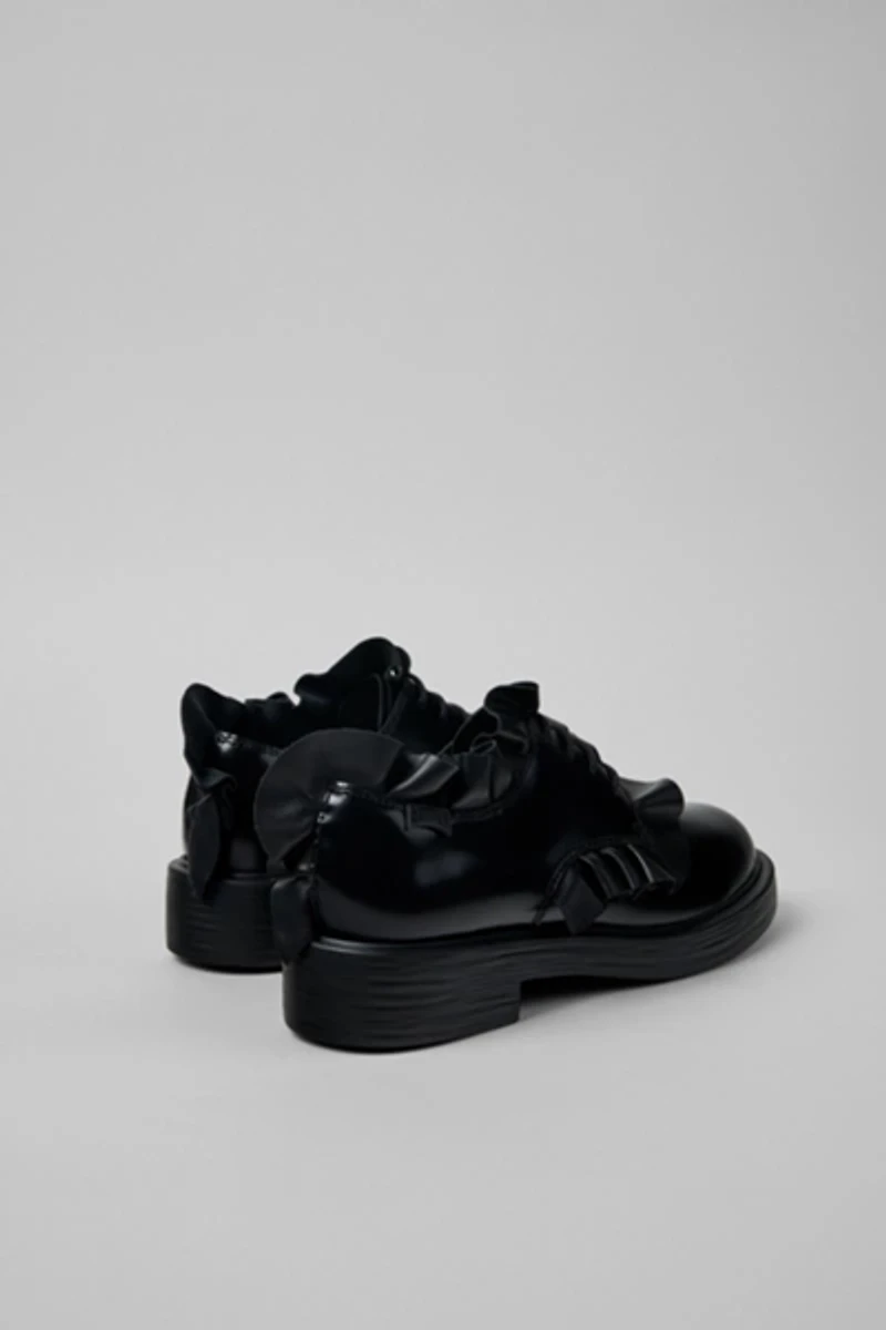 Camper Dean Ruffled Leather Oxford