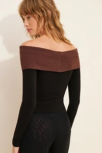 Woodrose Deli Love NY Off-The-Shoulder Top