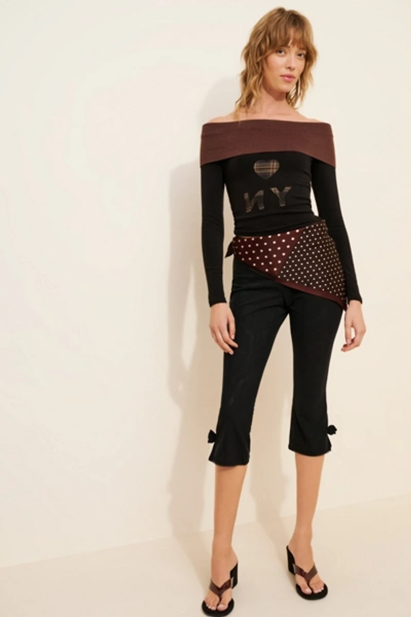 Woodrose Deli Love NY Off-The-Shoulder Top