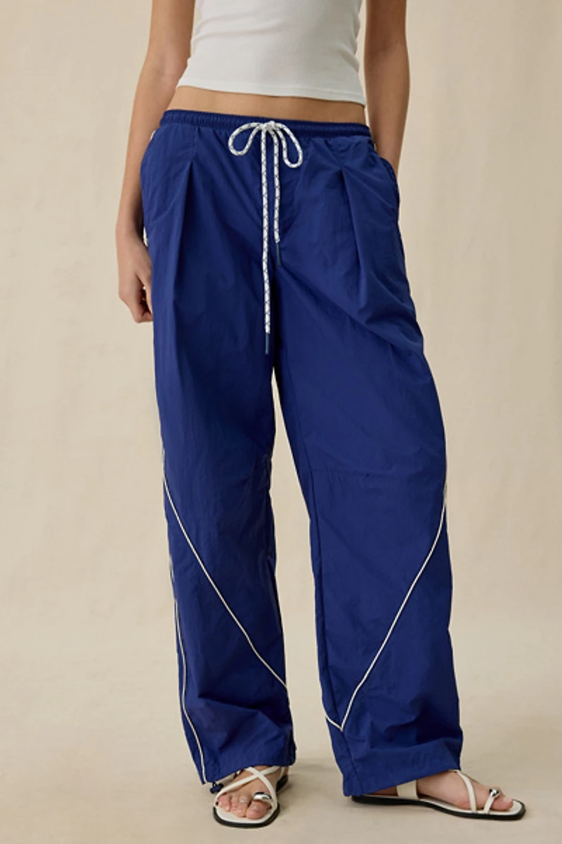 BDG Finish Line Low-Rise Baggy Track Pants