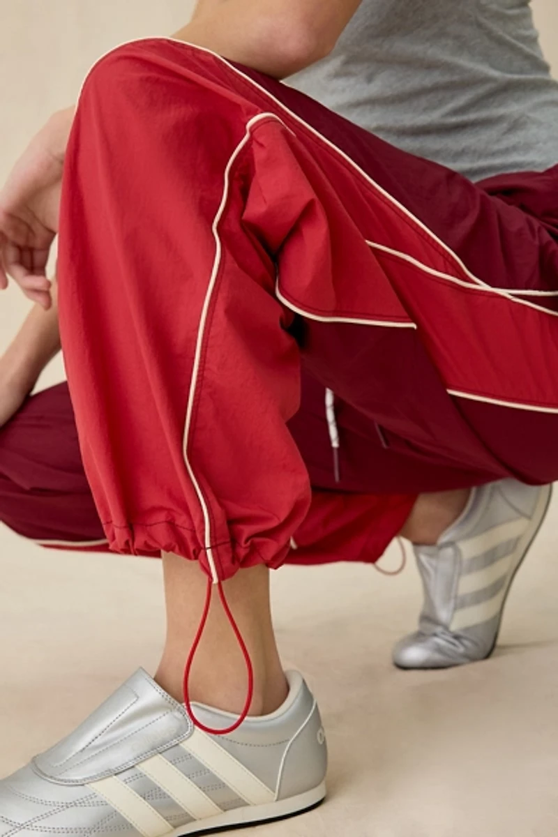 BDG Finish Line Low-Rise Baggy Track Pants