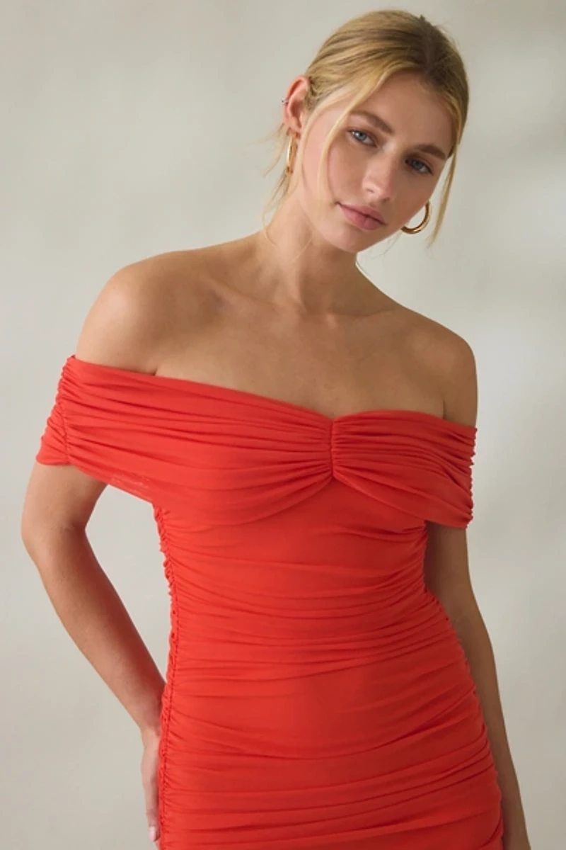 ASTR The Label Andreanna Ruched Off-The-Shoulder Maxi Dress