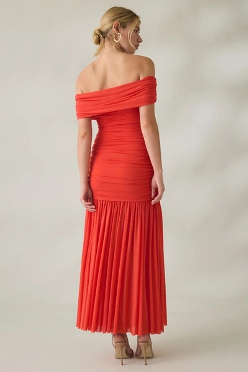 ASTR The Label Andreanna Ruched Off-The-Shoulder Maxi Dress