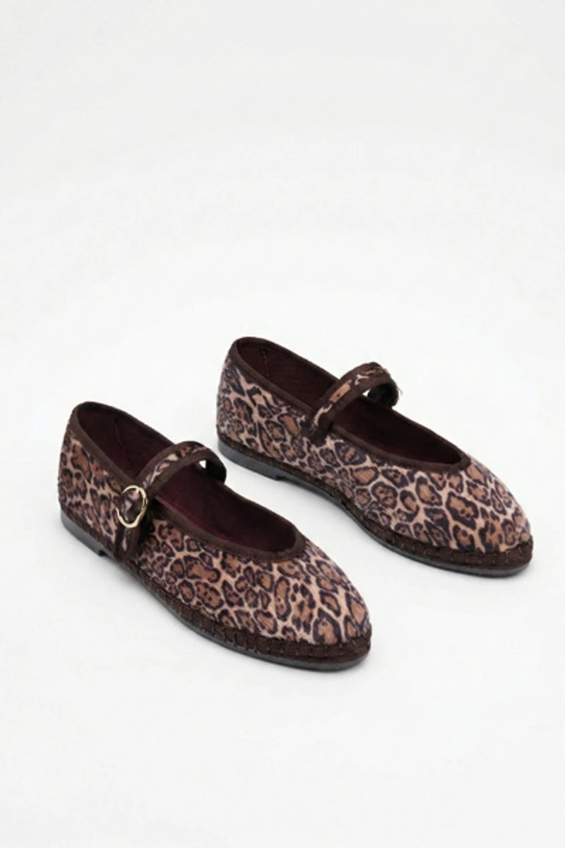 Flabelus Leopard Mary Jane Flat
