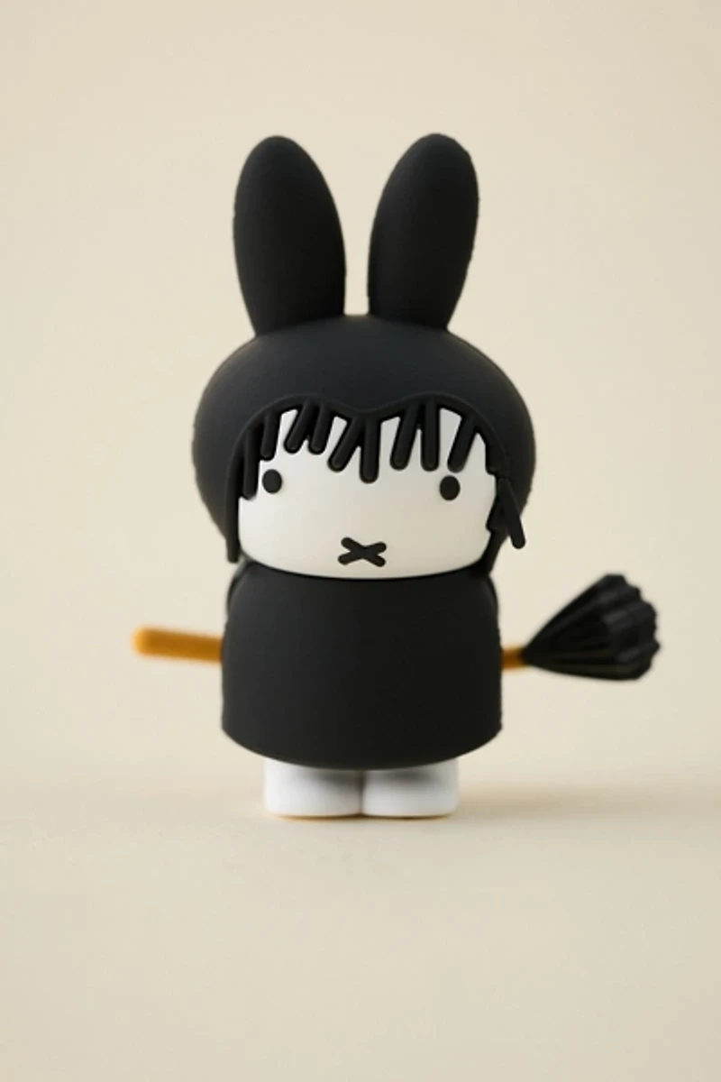Smoko Miffy & Friends Dressing Up Blind Box Figure