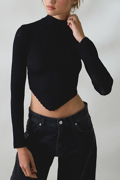 BDG Lizzy V-Hem Cropped Fitted Turtleneck Sweater
