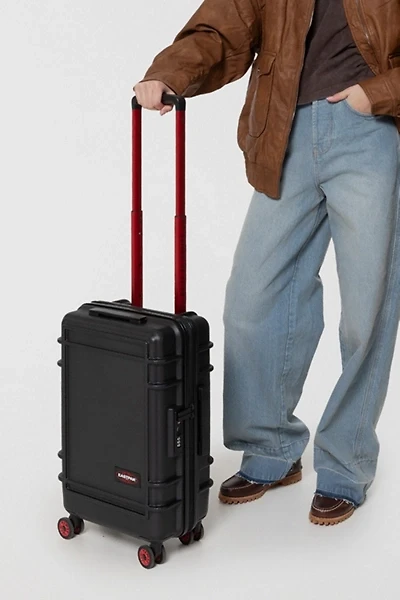 Eastpak Resist'r Zip Carry-On Luggage