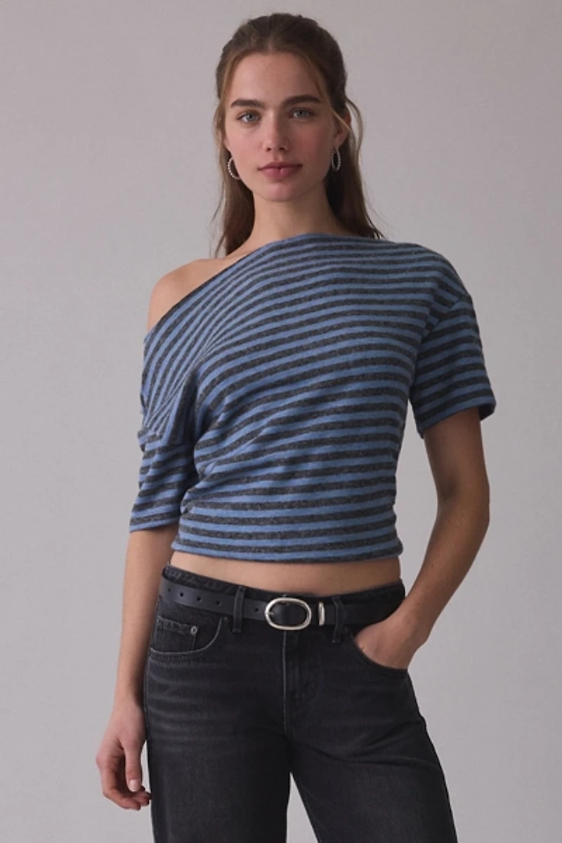 Lioness Wildlands Asymmetric Off-The-Shoulder Tee