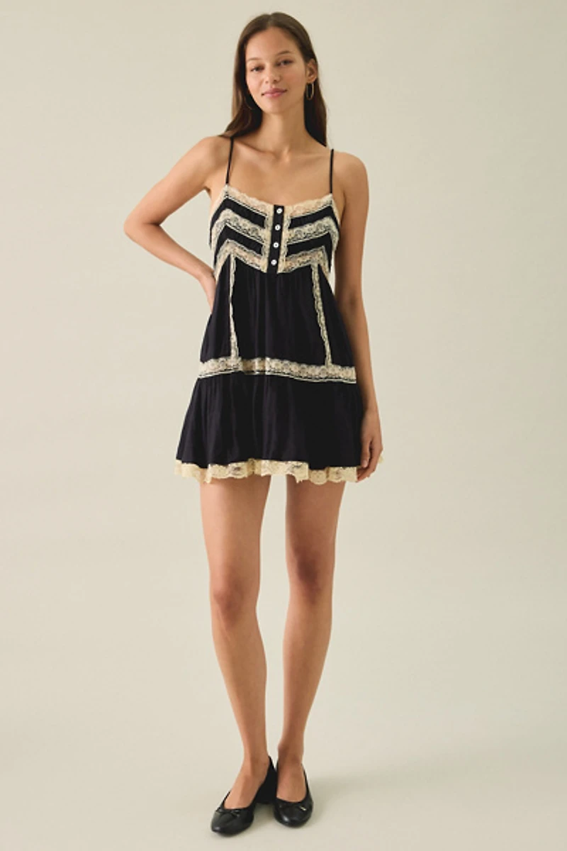 Light Before Dark Tabitha Lace Trim Satin Babydoll Mini Dress