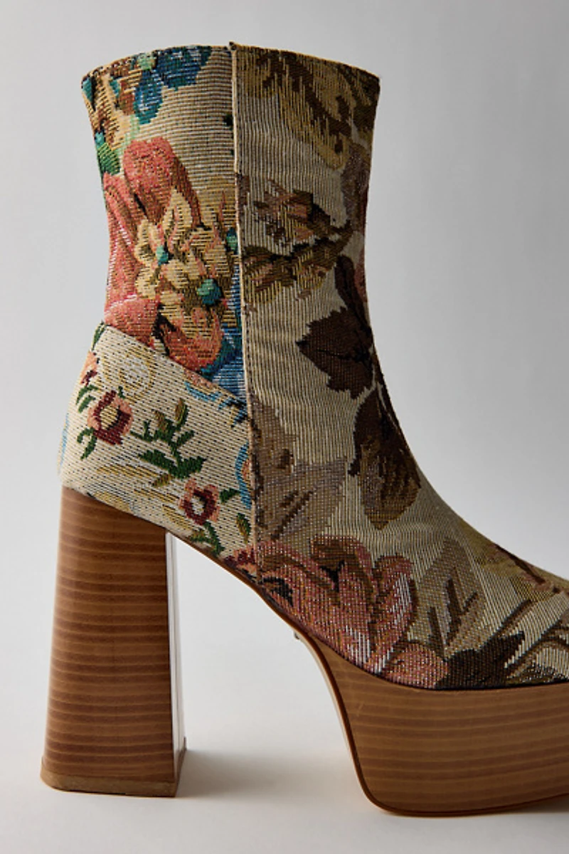 Azalea Wang Zilpah Floral Brocade Booties