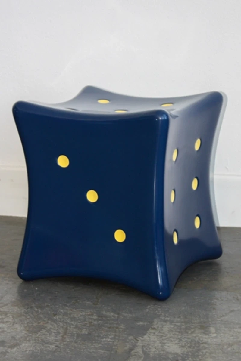 Dupe Dice Stool