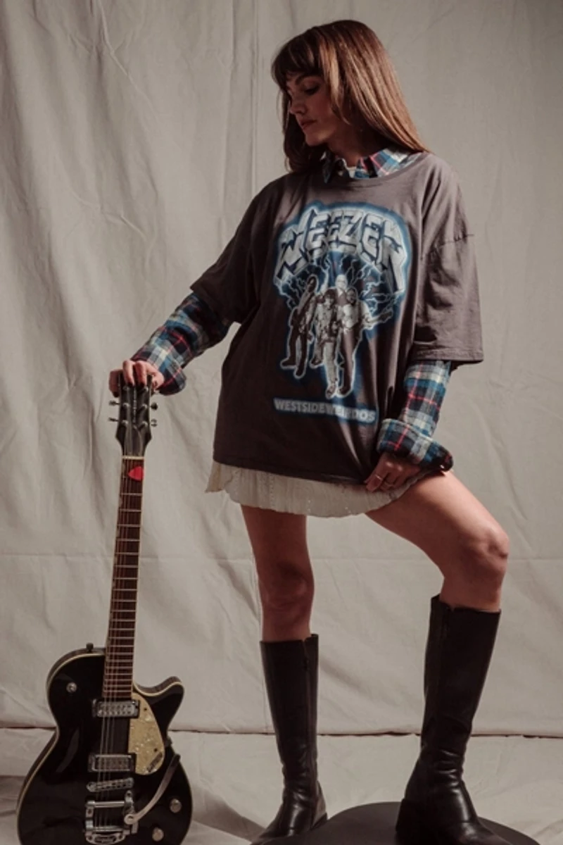 Junk Food Weezer Westside Weirdos Oversized Tee