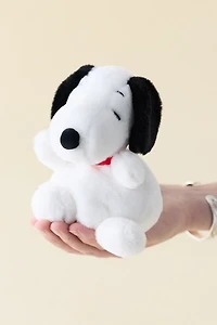 Peanuts Snoopy Palm Pal Plushie