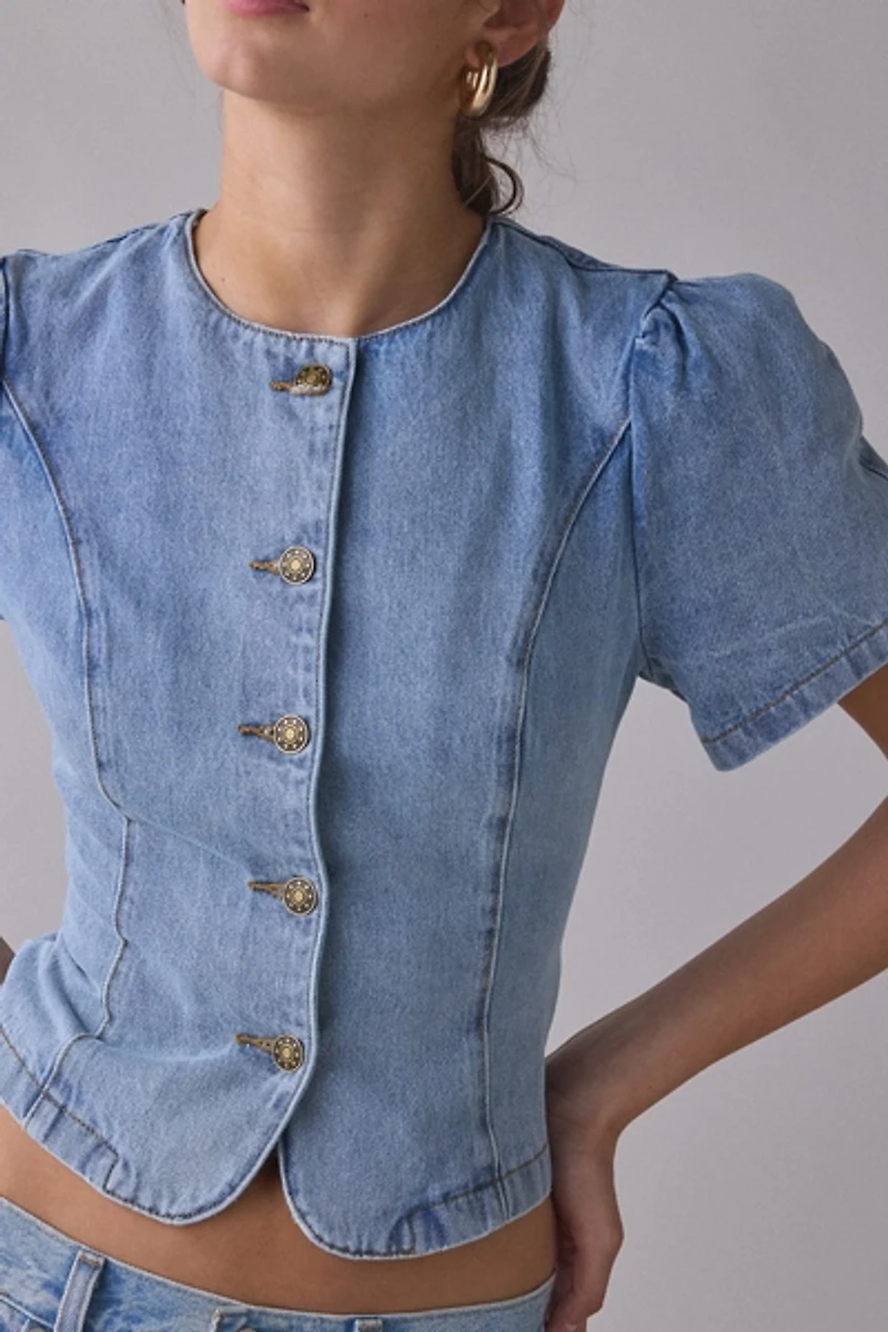 Lioness Femme Short Sleeve Button-Front Blouse