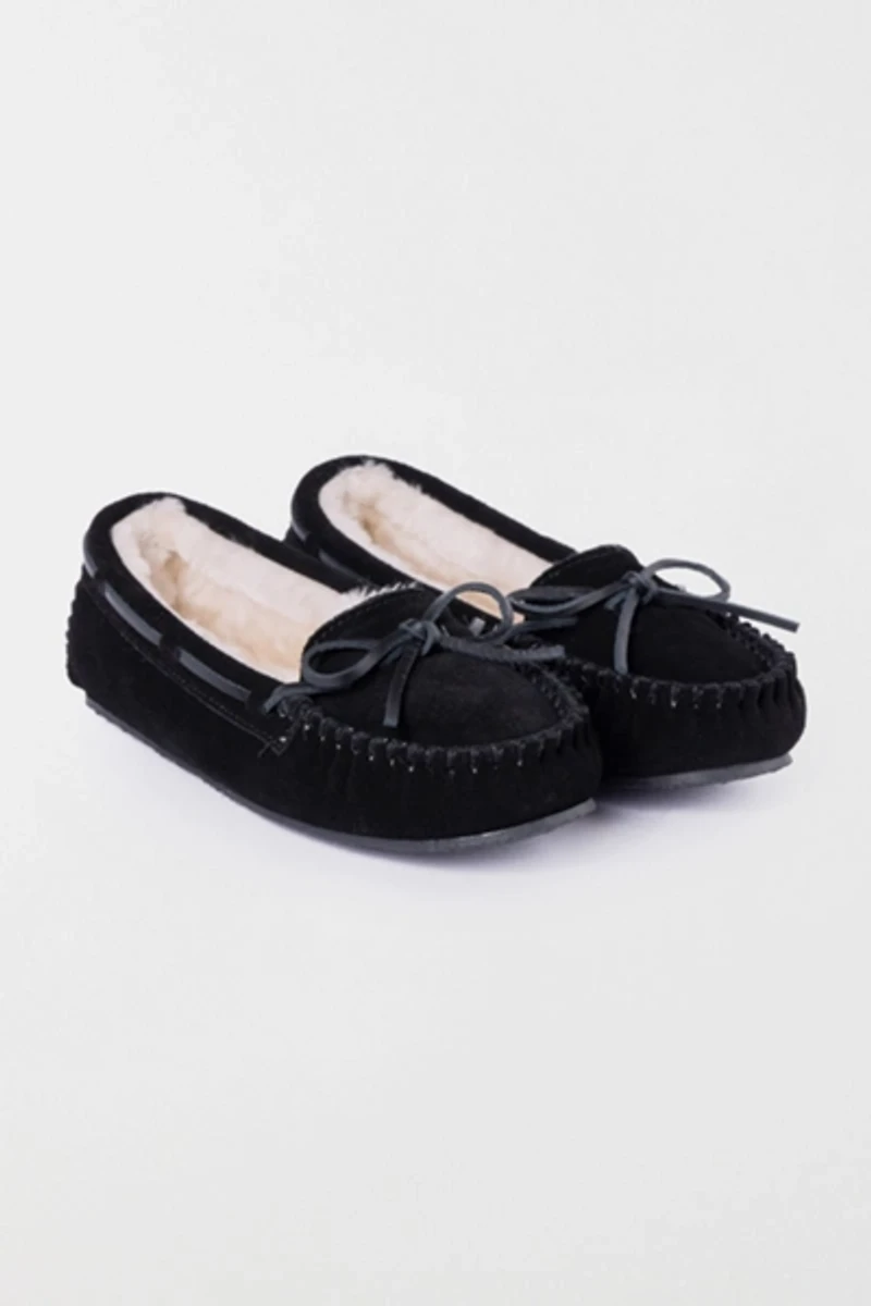 Minnetonka Cally Faux Fur Suede Moccasin Slipper