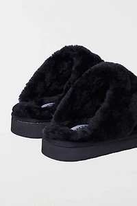 Minnetonka Chesney Faux Fur Suede Scuff Slippers