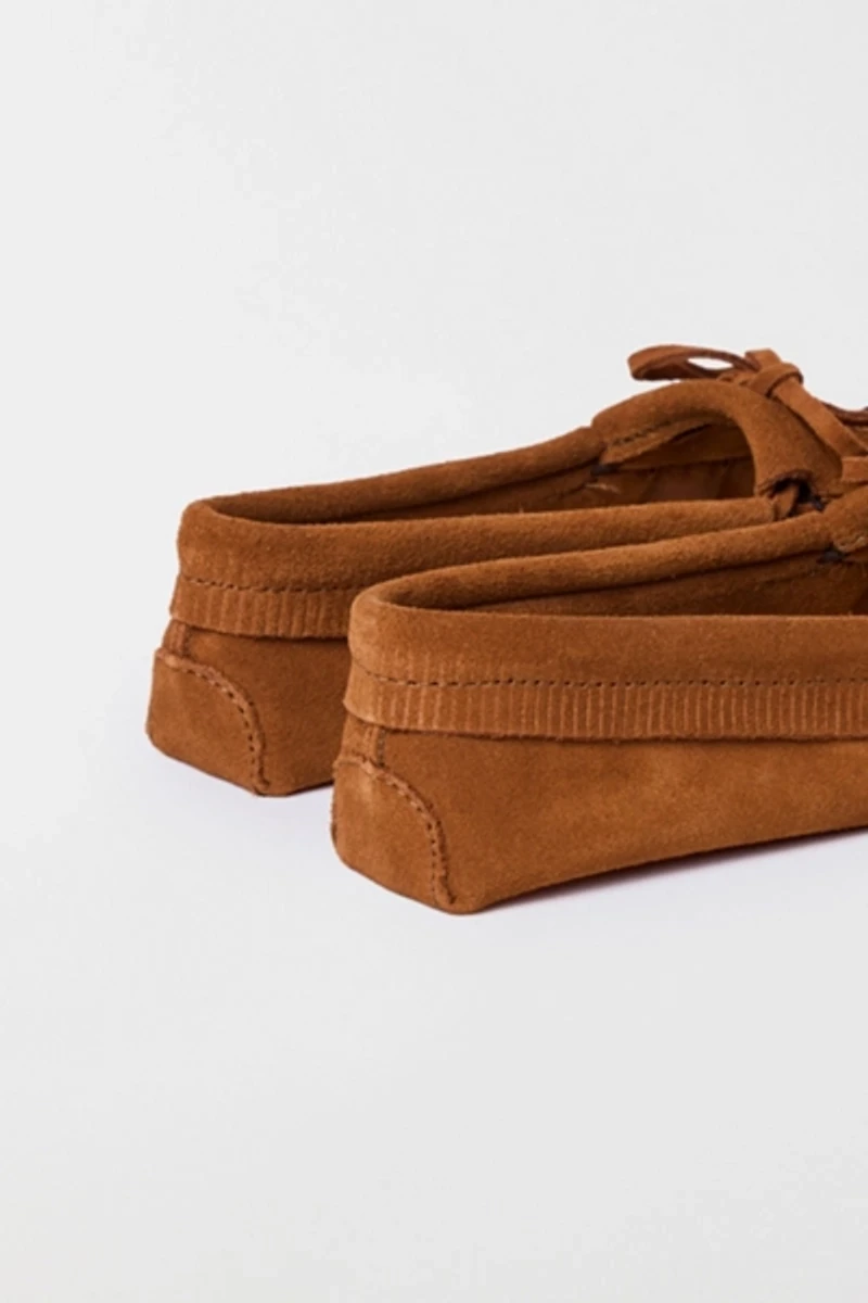 Minnetonka Women's Suede Kilty Softsole Moccasin