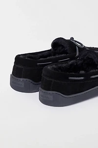 Minnetonka Suede Hardsole Moccasin Slipper