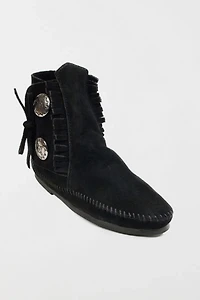 Minnetonka Women's Suede Two Button Boot
