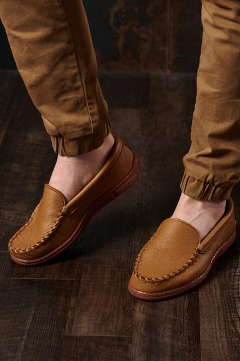 Minnetonka Moosehide Leather Moccasin