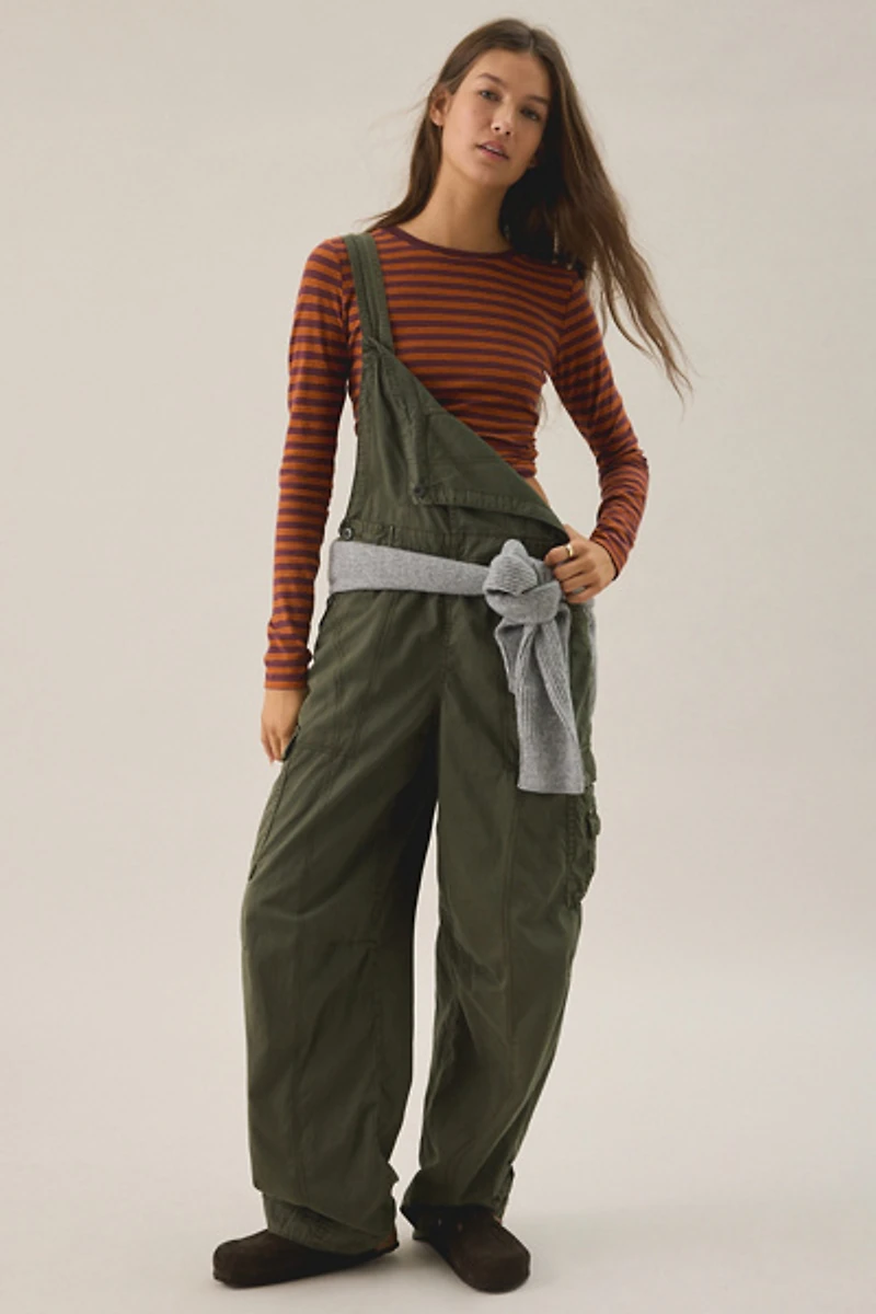 BDG Rih Utility Extreme Barrel Leg Overalls