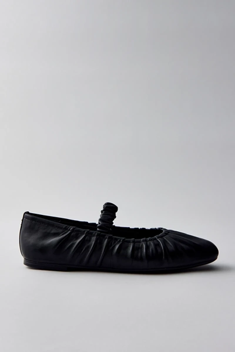 Circus By Sam Edelman Blythe Leather Flats